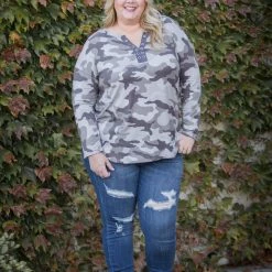 Boutique Simplified Eye On You Long Sleeve Top