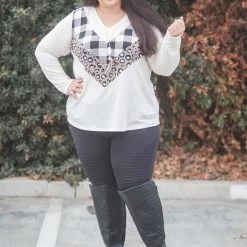 Boutique Simplified Sophistically Edgy Sweater 15 Boutique Simplified Sophistically Edgy Sweater