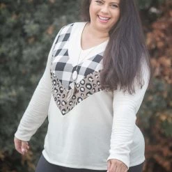 Boutique Simplified Sophistically Edgy Sweater 13 Boutique Simplified Sophistically Edgy Sweater