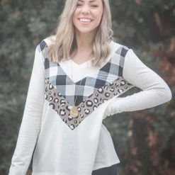 Boutique Simplified Sophistically Edgy Sweater