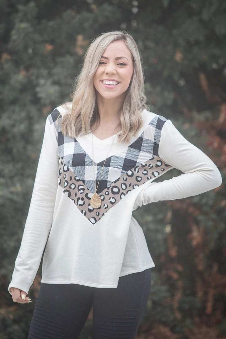 Boutique Simplified Sophistically Edgy Sweater 4 Boutique Simplified Sophistically Edgy Sweater