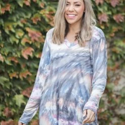 Boutique Simplified Sky Gazing Long Sleeve Top