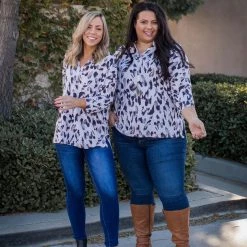 Boutique Simplified New Arrivals Finger Painting In The Dark 3/4 Sleeve Top 13 Boutique Simplified New Arrivals Finger Painting In The Dark 3/4 Sleeve Top