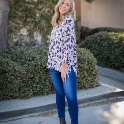 Boutique Simplified New Arrivals Finger Painting In The Dark 3/4 Sleeve Top 12 Boutique Simplified New Arrivals Finger Painting In The Dark 3/4 Sleeve Top