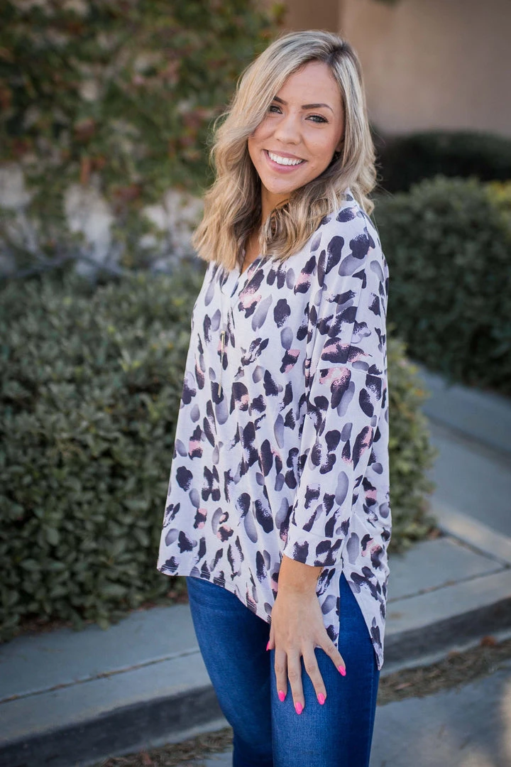 Boutique Simplified New Arrivals Finger Painting In The Dark 3/4 Sleeve Top 3 Boutique Simplified New Arrivals Finger Painting In The Dark 3/4 Sleeve Top