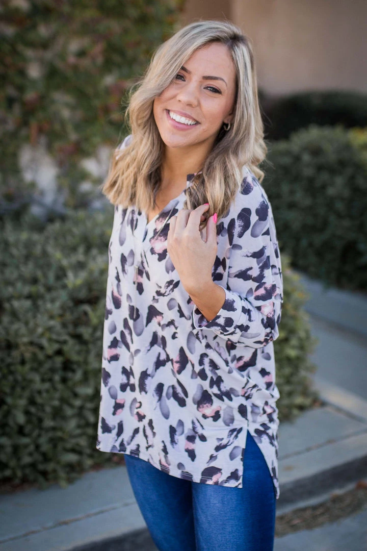 Boutique Simplified New Arrivals Finger Painting In The Dark 3/4 Sleeve Top 5 Boutique Simplified New Arrivals Finger Painting In The Dark 3/4 Sleeve Top