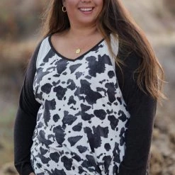 Boutique Simplified Utterly Gorgeous Twist Top New Arrivals