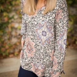 Boutique Simplified Mosaic Beauty Long Sleeve Top