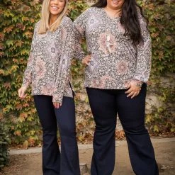 Boutique Simplified Mosaic Beauty Long Sleeve Top