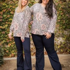 Boutique Simplified Mosaic Beauty Long Sleeve Top