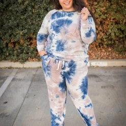 Boutique Simplified New Arrivals Stormy Nights Weekender