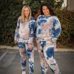 Boutique Simplified New Arrivals Stormy Nights Weekender