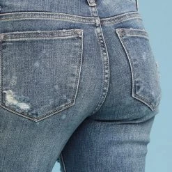 Iris & Rainbow Boutique #81 Beach Splash Judy Blue Boyfriend Jeans 21 Iris & Rainbow Boutique #81 Beach Splash Judy Blue Boyfriend Jeans