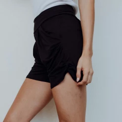 Iris & Rainbow Boutique New Arrivals #C179 Harem Shorts (black).