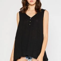 Iris & Rainbow Boutique New Arrivals #M544 Angeline Henley Tunic (Black)