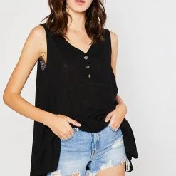 Iris & Rainbow Boutique New Arrivals #M544 Angeline Henley Tunic (Black)