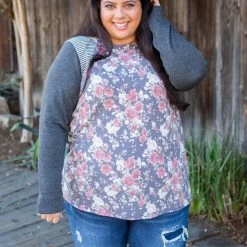 Boutique Simplified Ring Around The Roses Long Sleeve Top