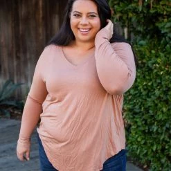 Boutique Simplified Everyday Long Sleeve Tee In Taupe