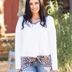 Boutique Simplified Snowy Leopard Front Twist Top New Arrivals