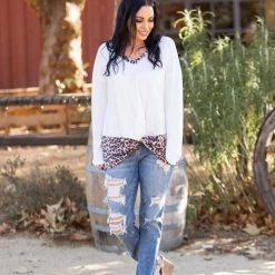 Boutique Simplified Snowy Leopard Front Twist Top New Arrivals
