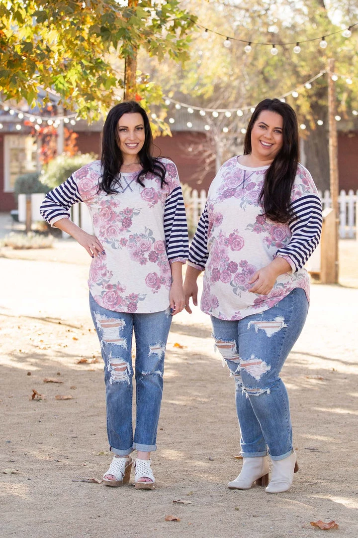 Boutique Simplified Striking 3/4 Sleeve Top 10 Boutique Simplified Striking 3/4 Sleeve Top