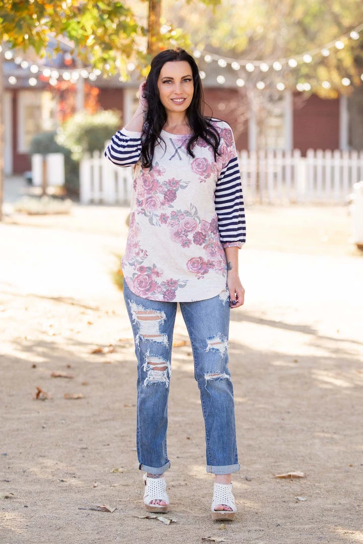 Boutique Simplified Striking 3/4 Sleeve Top 8 Boutique Simplified Striking 3/4 Sleeve Top