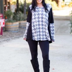 Boutique Simplified New Arrivals Houndstooth Long Sleeve Top