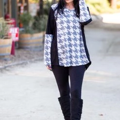 Boutique Simplified New Arrivals Houndstooth Long Sleeve Top