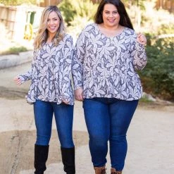 Boutique Simplified Leaf Me Be Tiered Tunic