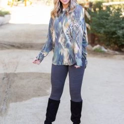 Boutique Simplified Savannah Charm Long Sleeve Top New Arrivals