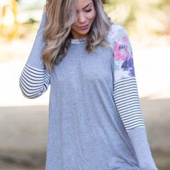 Boutique Simplified Desi Raglan Top