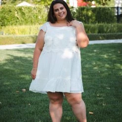 Boutique Simplified Always On Vacation Dress