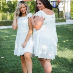 Boutique Simplified Always On Vacation Dress