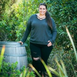 Boutique Simplified All The Feels Pullover In Charcoal