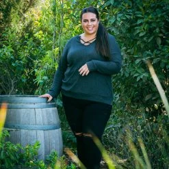 Boutique Simplified All The Feels Pullover In Charcoal