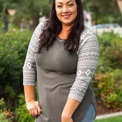 Boutique Simplified New Arrivals Xena Long Sleeve Raglan