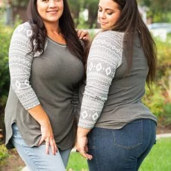 Boutique Simplified New Arrivals Xena Long Sleeve Raglan