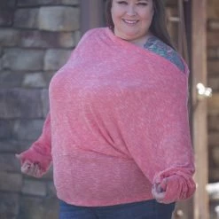 Boutique Simplified Whispers Of Love Dolman