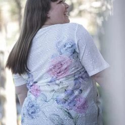 Boutique Simplified Sound Of Silence Short Sleeve Top