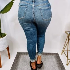 Iris & Rainbow Boutique New Arrivals #N308 Lucy In The Sky Tummy Control (Judy Blue Jeans)