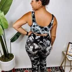 Iris & Rainbow Boutique #E02 Swirling Dreams Tie Dye Leggings (BLACK)