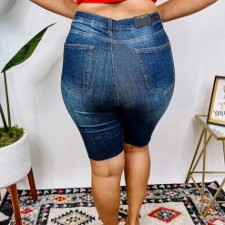 Iris & Rainbow Boutique #N312 Heat Waves Risen Bermuda Shorts