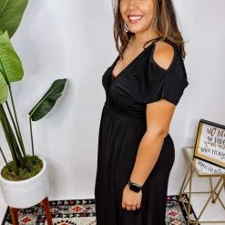 Iris & Rainbow Boutique #N353 Stunning In Black Dress New Arrivals