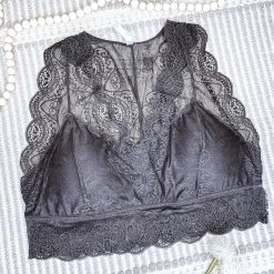 Iris & Rainbow Boutique #M393 Hourglass Back Lace Bralette (Gray) New Arrivals