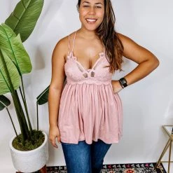 Iris & Rainbow Boutique #N361 Crochet Lace Cami (Regular) New Arrivals