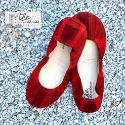 Iris & Rainbow Boutique #C20 Storehouse In Stock Flats (Special Edition)