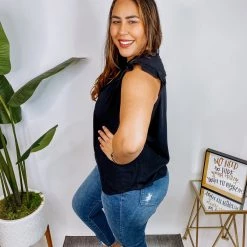 Iris & Rainbow Boutique New Arrivals #N202 Into You Top