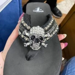 Iris & Rainbow Boutique #622 Skull Flip Flops