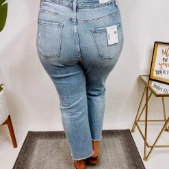 Iris & Rainbow Boutique #M993 Absolutely Still Vervet Jeans 9 Iris & Rainbow Boutique #M993 Absolutely Still Vervet Jeans