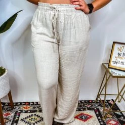 Iris & Rainbow Boutique #N324 Summer Feelings Leg Pants (Oatmeal) New Arrivals